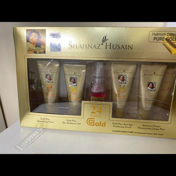 Shahnaz Husain Gold Facial Kit - Picture 1 of 3